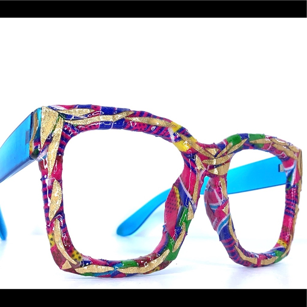 Lensless eyewear by Khandie Woo®️ Retro fun